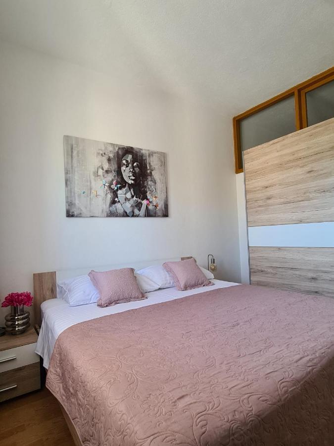 Apartman Roza 2 Ploce  Buitenkant foto